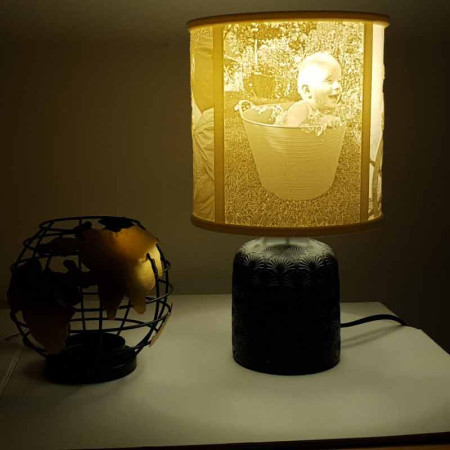 lampa s fotkou. 3d foto